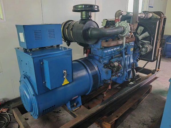 江州100kW柴油发电机组使用多级机油有哪些优缺点？
